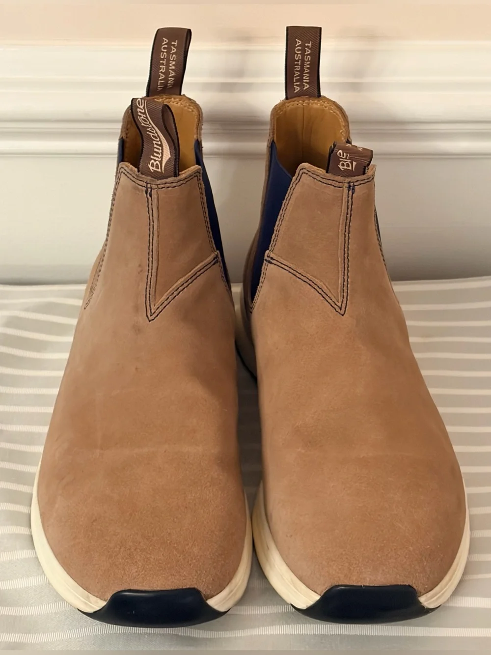 Blundstone Men's 2146 Suede Tan Leather Pull On Chelsea Boots 10 US/ 9 UK EUC